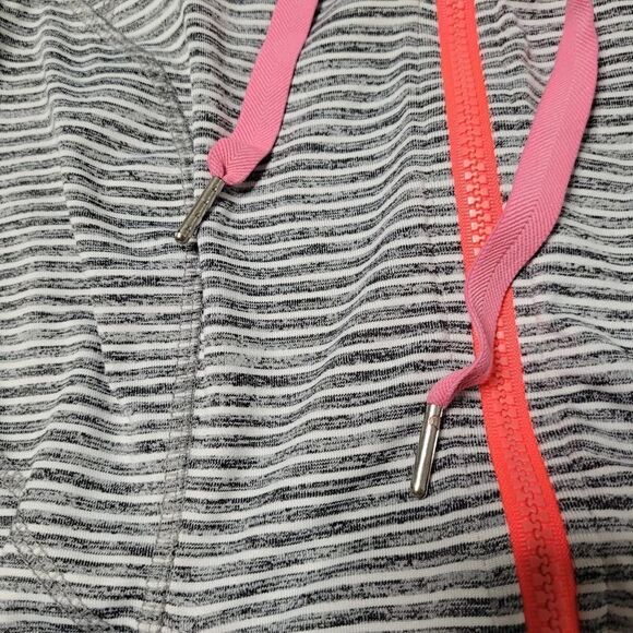 LUKKA LUXE GRAY WHITE LULULEMON TYPE ZIP JACKET MEDIUM M - Picture 5 of 11